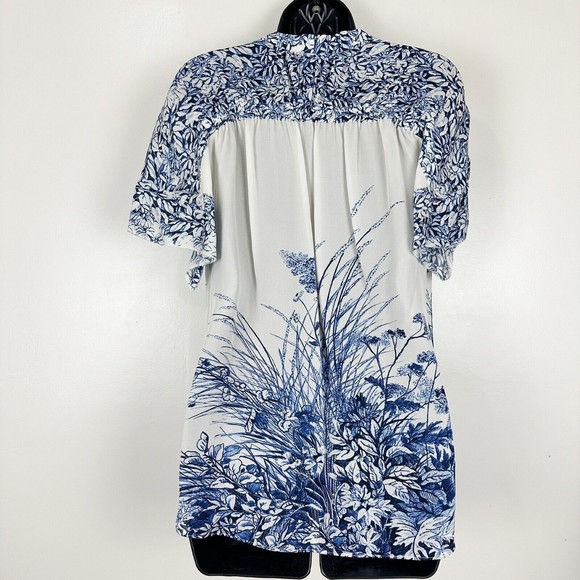 Elie Tahari Tiffany Silk Floral-Print Pearl Indigo V-Neck Short-Sleeve Blouse - Picture 10 of 15